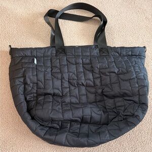 Figs Quilted puffer tote- Black